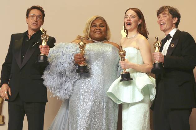 Best Actors Robert Downey Jr , Da Vine Joy Randolph, Emma Stone and Cillian Murphy with their Oscars in the Press Room of the 2024 96th Annual Academy Awards at the Dolby Theatre Los Angeles, 10 03 2024 Foto:xJ.xBlocx xFuturexImagex oscars_pressroom_4391