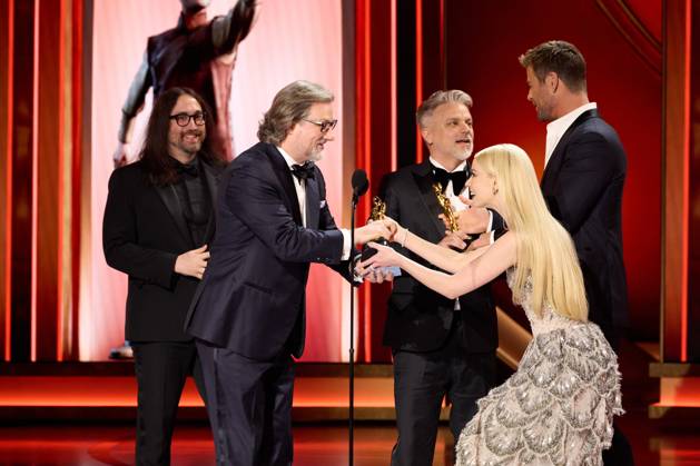 96th Oscars, Academy Awards Chris Hemsworth and Anya Taylor-Joy present the OscarÂ® for Animated Short Film to Brad Booker, Dave Mullins and Sean Lennon during the live ABC telecast of the 96th OscarsÂ® at the DolbyÂ® Theatre at Ovation Hollywood on Sunday, March 10, 2024., Credit:Avalon.red Avalon United States of America, CA, Hollywood  Copyright: xAvalon.redx xAvalonx 0855742038