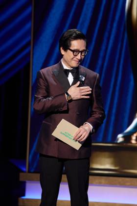 96th Oscars, Academy Awards Ke Huy Quan presents the OscarÂ® for Actor in a Supporting Role to Robert Downey, Jr. during the live ABC telecast of the 96th OscarsÂ® at the DolbyÂ® Theatre at Ovation Hollywood on Sunday, March 10, 2024., Credit:Avalon.red Avalon United States of America, CA, Hollywood  Copyright: xAvalon.redx xAvalonx 0855742492