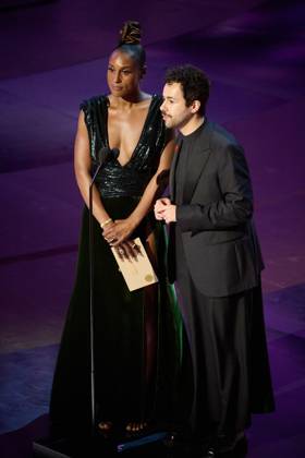 96th Oscars, Academy Awards Issa Rae and Ramy Youssef present the OscarÂ® for Live Action Short Film during the live ABC telecast of the 96th OscarsÂ® at the DolbyÂ® Theatre at Ovation Hollywood on Sunday, March 10, 2024., Credit:Avalon.red Avalon United States of America, CA, Hollywood  Copyright: xAvalon.redx xAvalonx 0855743339