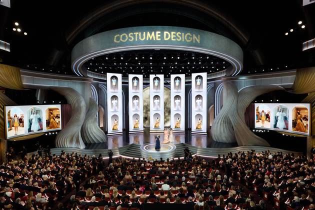 96th Oscars, Academy Awards Holly Waddington accepts the OscarÂ® for Costume Design during the live ABC telecast of the 96th OscarsÂ® at the DolbyÂ® Theatre at Ovation Hollywood on Sunday, March 10, 2024., Credit:Avalon.red Avalon United States of America, CA, Hollywood  Copyright: xAvalon.redx xAvalonx 0855744628