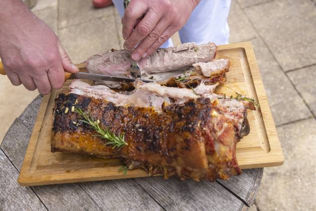 Rack of lamb, Easter roast on the kettle grill 01 04 2024, Münsingen, Baden Württemberg, Germany, Europe