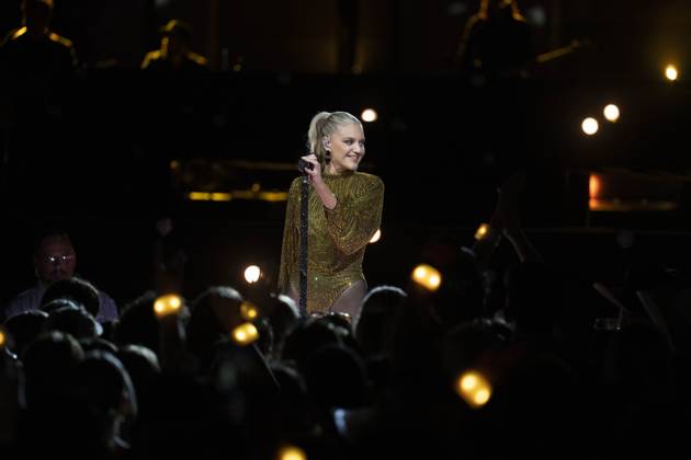 April 3, 2024, Austin, Tx, United States: Country singer and show host KELSEA BALLERINI performs at a Country Music Television (CMT) highlights taping at the South Mall on the University of Texas campus April 3, 2024. The CMT Awards return to Austin, the self-proclaimed Live Music Capital of the World, with a live show on April 7, 2024. Austin United States - ZUMAd150 20240403_znp_d150_066 Copyright: xBobxDaemmrichx
