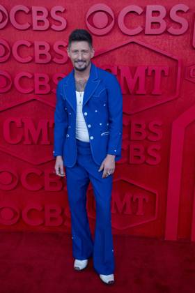 April 7, 2024, Austin, Tx, United States: Country singer CHRIS HOUSMAN walks the red carpet and poses for photographs prior to the CMT Music Awards show at Austin s Moody Center on April 6, 2024. Austin United States - ZUMAd150 20240407_znp_d150_006 Copyright: xBobxDaemmrichx