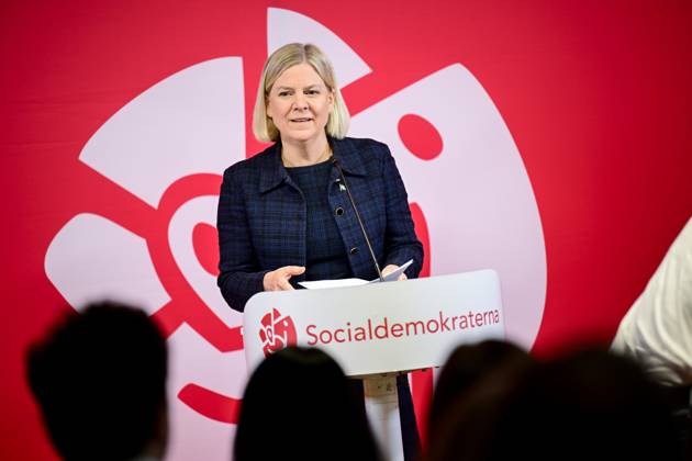 STOCKHOLM, SWEDEN 20240409 Social Democratic Party leader Magdalena Andersson S gives a speech at the party headquarters on the partys ideas for a new direction for Sweden STOCKHOLM SWEDEN x10050x  Copyright: xPontusxLundahl TTx MAGDALENA ANDERSSONS LINJETAL 9mjlxBUSk5o