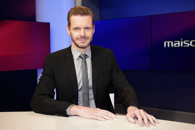 Florian Schroeder on the ARD talk show maischberger in Studio Berlin Adlershof Berlin, 23 04 2024 Foto:xT.xBartillax xFuturexImagex maischberger2304_4419