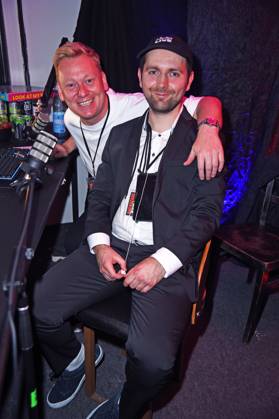 Jens Knossi Knossalla, Adam Wolke at the 9 16 AWARDS at the Deutsches Schauspielhaus in Hamburg on 06 05 2024