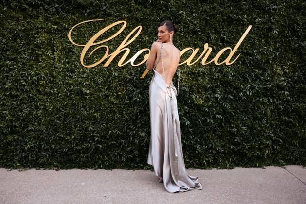 Bilder des Jahres 2024, Entertainment 05 Mai Entertainment Themen der Woche KW21 Entertainment Bilder des Tages B Photocall of the Chopard Once Upon A Time evening at Eden Roc during the 77th Cannes International Film Festival Bella Hadid Photocall of the Chopard Once Upon A Time evening at Eden Roc during the 77th Cannes International Film Festival On May 21, 2024 Olivier Borde Bestimage Photocall of the Chopard Once Upon A Time evening at the 77th annual Cannes Film Festival at Hotel du Cap Eden Roc in Cap dAntibes On May 21, 2024 Cap dAntibes France  Copyright: xOLIVIERxBORDEx xBESTIMAGExOLIVIERxBORDEx xBESTIMAGEx