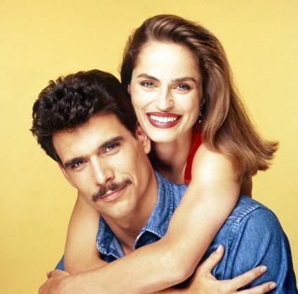 DAYS OF OUR LIVES, from left: Robert Kelker-Kelly, Crystal Chappell, (1992), 1965- . ph: Jonathan Exley ?NBC Courtesy Everett CollectionTSDDAOF NB096 PUBLICATIONXNOTxINxCANxCHNxFRAxITAxJPNxNORxPOLxRUSxESPxUKxUSA Copyright: xx TSDDAOF NB096 TSDDAOF_NB096_H