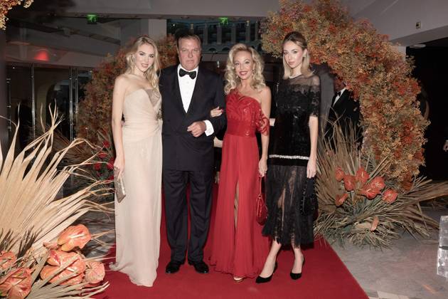 Gala Dinner for the F1 Grand Prix of Monaco Princess Maria Carolina of Bourbon Two Sicilies, Charles of Bourbon two Sicilies, Princess Camilla of Bourbon Two Sicilies and Princess Maria Chiara of Bourbon Two Sicilies attend the Gala Dinner For The F1 Grand Prix Of Monaco on May 26, 2024 in Monaco, Monaco. Photo by David NIVIERE ABACAPRESS.COM MONTE-CARLO Monaco Copyright: xNivierexDavid ABACAPRESS.COMx