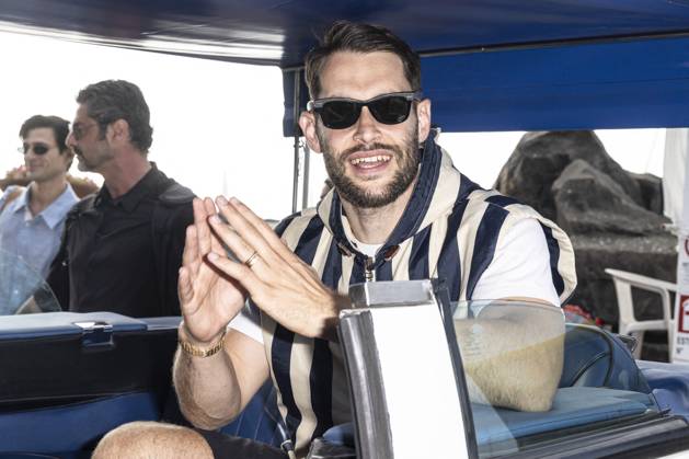 Simon Porte Jacquemus Arrive For Jacquemus La Casa Cruise Collection Show - Capri Simon Porte Jacquemus is spotted at Marina Grande peer in Capri, Italy, on June 10, 2024, to attend La Casa Cruise Collection Show at Casa Malaparte. Photo by Marco Piovanotto AABACAPRESS.COM Capri Italy  Copyright: xPiovanottoxMarco ABACAx
