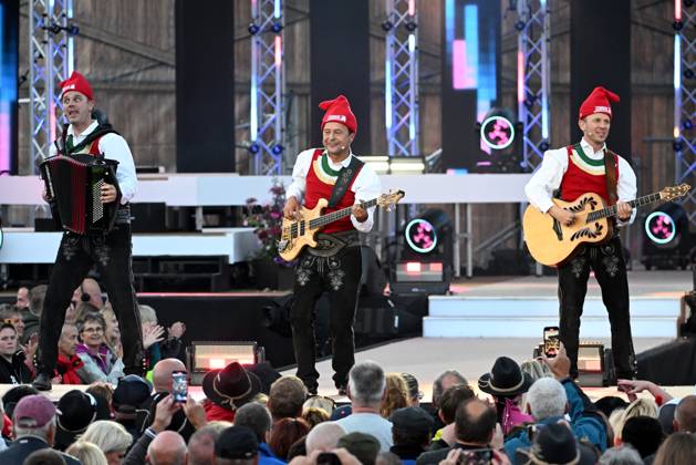 15 06 2024 Bad Kleinkirchheim St Oswald am Hoferriegel in Austria AUT Wenn die Musi spielt Open Air 2024 Die jungen Zillertaler,