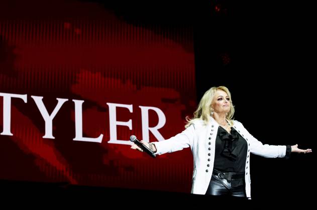 Bonnie Tyler live at a concert in the Recinto Ferial Torrejon de Ardoz, 22 06 2024 Bonnie Tyler  Foto:xDyDxFotografosx xFuturexImage