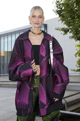 Carolin Niemczyk from Glasperlenspiel at the Dawid Tomaszewski presentation and exhibition opening Excess In Elegance at the Berlin Fashion Week S S 2025 at the Kunstgewerbemuseum Berlin, 03 07 2024 Foto:xF.xKernx xFuturexImagex tomaszewski_4786
