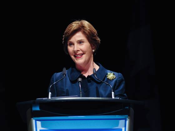 Laura Bush wishes Trumps the very best 01 November 2017 - Former U.S. first lady Laura Bush said she wishes the newest first family the very best and the Trump administration success in the White House in a recent CNN interview. File Photo: 2011 Negev Dinner at the Hamilton Convention Center, Hamilton, Ontario, Canada. Photo Credit: Brent Perniac AdMedia Hamilton ON Canada EDITORIAL USE ONLY  Copyright: xx BrentxPerniacx admphotostwo428676