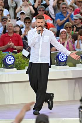 ZDF Fernsehgarten singer Jay Khan during the ZDF entertainment show Fernsehgarten on 07 07 2024 in Mainz 20240707MWI149304