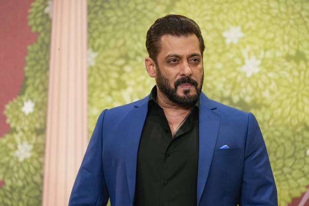 Anant-Radhika s post wedding ceremony Mumbai: Actor Salman Khan poses for photos upon his arrival to attend Anant Ambani and Radhika Merchant s post wedding ‘Blessing Ceremony’, in Mumbai, Saturday, July 13, 2024. (PTI Photo Kunal Patil) (PTI07_13_2024_000372B) Mumbai Maharashtra India  Copyright: xKunalxPatilx (PTI07_13_2024_000372B)