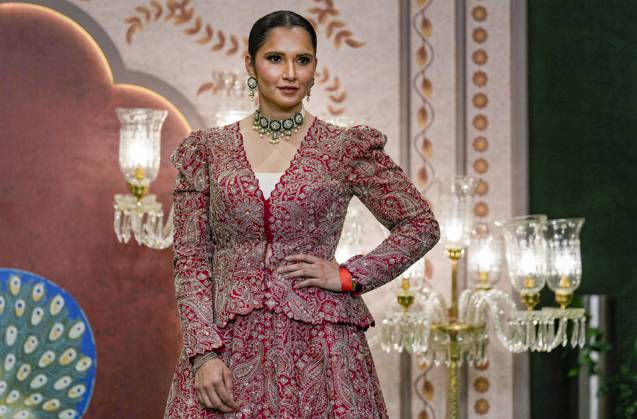 Anant-Radhika s post wedding ceremony Mumbai: Former tennis player Sania Mirza poses for photos upon her arrival to attend Anant Ambani and Radhika Merchant s post wedding ‘Blessing Ceremony’, in Mumbai, Saturday, July 13, 2024. (PTI Photo Kunal Patil) (PTI07_13_2024_000306B) Mumbai Maharashtra India  Copyright: xKunalxPatilx (PTI07_13_2024_000306B)