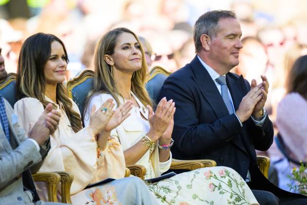 240714 Princess Sofia, Princess Madeleine and Mr. Chris OCNeill during the award ceremony of the Victoria Prize on July 14, 2024 in Borgholm  Copyright: SUVADxMRKONJIC 1047414305st