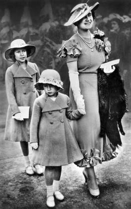Queen Elizabeth II, Of United Kingdom, As a child, With the Queen Mother, Elizabeth, And Princess Margaret, late 1930 s Copyright: xABxArchivex jtv006701