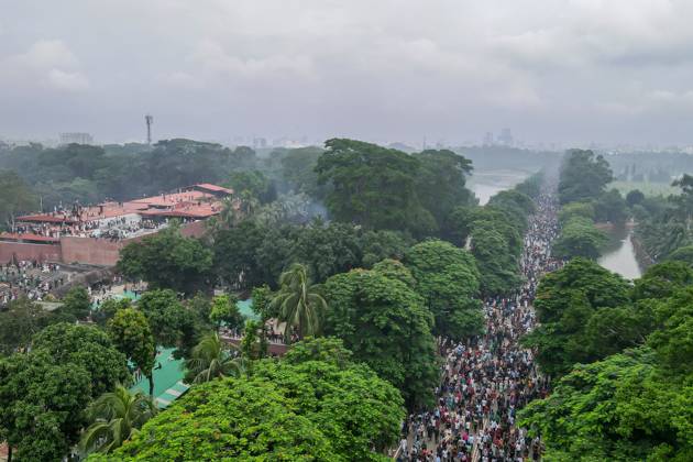 Thousands of People celebrate in Dhaka - 05 Aug 2024 (EDITORS NOTE: Image taken with drone) Bangladeshi people are seen celebrating at the country s Prime Minister Sheikh Hasina s residence during the celebrations. Thousands of people are celebrating the resignation of Bangladeshi Prime Minister Sheikh Hasina. Protests in Bangladesh that began as student-led demonstrations against government hiring rules in July culminated on August 5, with the Prime Minister fleeing and the military announcing it would form an interim government. Dhaka Bangladesh Copyright: xSazzadxHossainx xSOPAxImagesx Thousands of People celebrate _Sazzad Hossain (7)
