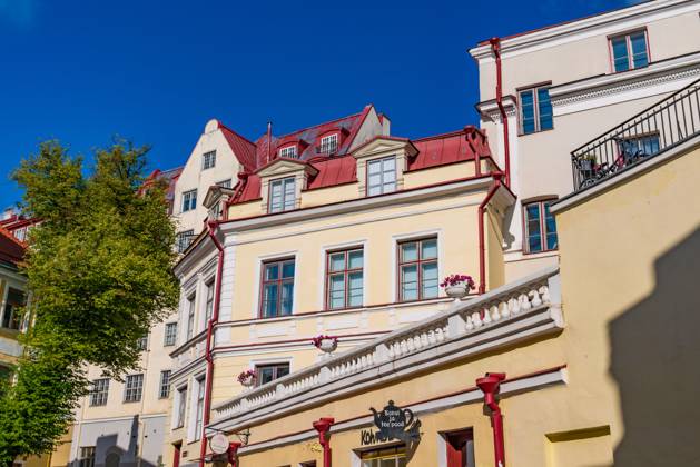 Street view of the Tallinn old town in Estonia Street view of the Tallinn old town in Estonia Copyright: xZoonar.com ChunxJuxWux 21730723