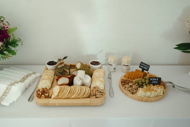 Vegan cheese and charcuterie board with crackers and nuts San Diego, California, United States R_QCYJ240902A-1516374-01