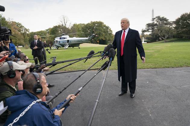 President Donald Trump departs The White House to attend a political event in Florida United States President Donald J. Trump speaks to the media as he departs The White House in Washington, DC, to attend a political event in Florida, October 31, 2018. Photo Credit: Chris Kleponis CNP AdMedia Washington District of Columbia United States of America EDITORIAL USE ONLY Copyright: xx ChrisxKleponisx admphotostwo539146