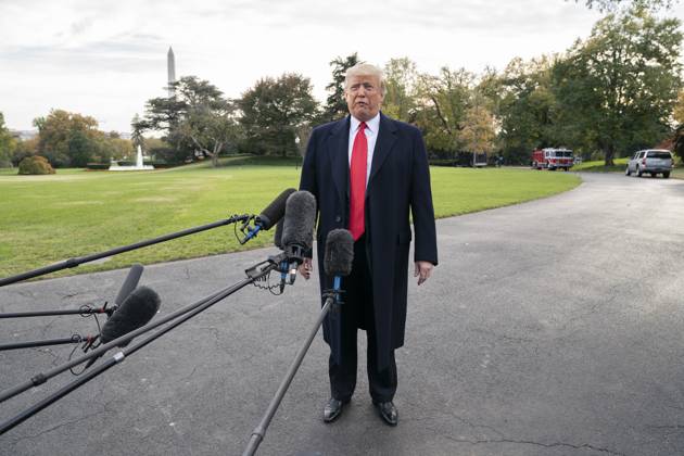 President Donald Trump departs The White House to attend a political event in Florida United States President Donald J. Trump speaks to the media as he departs The White House in Washington, DC, to attend a political event in Florida, October 31, 2018. Photo Credit: Chris Kleponis CNP AdMedia Washington District of Columbia United States of America EDITORIAL USE ONLY Copyright: xx ChrisxKleponisx admphotostwo539148