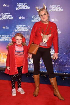 Daisy May Cooper attends the Hyde Park Winter Wonderland Preview Night 2022 in London, England. UK. Thursday 17th November 2022. - Copyright: xJamesxWarrenx adkfj879