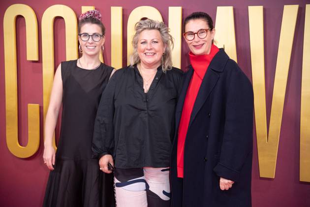 London Film Festival 2024 - Conclave Headline Gala Arrivals at BFI Southbank, London Producer Designer Suzie Davies (M) and Costume Designer Lisy Christl (R) attends The Headline Gala of Conclave at The 68th BFI London Film Festival at BFI Southbank, London, England, UK on Thursday 10 October, 2024., Credit:Justin Ng Avalon UK, England, London, BFI Southbank  Copyright: xJustinxNgx xAvalonx 0919296641