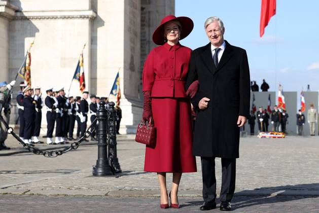 Entertainment Bilder des Tages News Bilder des Tages Belgian Royal Couple Attend A Ceremony At The Arc De Triomphe - Paris Queen Mathilde of Belgium, King Philippe of Belgium attending a ceremony at the Tomb of the Unknown Soldier during a ceremony at the Arc de Triomphe in Paris on October 14, 2024. Philippe, King of the Belgians, and his wife Queen Mathilde are in France on a state visit at the invitation of President Emmanuel Macron, to celebrate Franco-Belgian cultural ties and the shared views on European issues. Photo by Stephane Lemouton Pool ABACAPRESS.COM Paris France  Copyright: xLemoutonxStephane Pool ABACAx