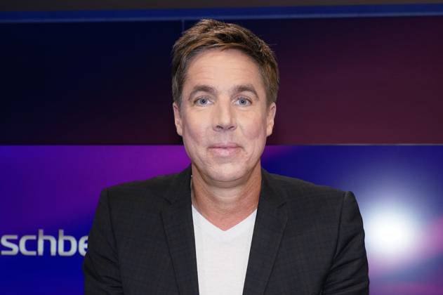 Markus Feldenkirchen on the ARD talk show maischberger in Studio Berlin Adlershof Berlin, 16 10 2024 Foto:xT.xBartillax xFuturexImagex maischberger1610_4015