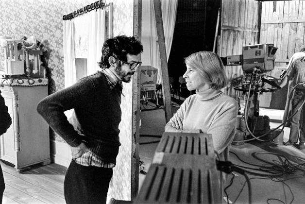1973 09 25 Report for the CHRISTMAS CALENDAR MOOMINDALEN TV program by Tove and Lars Janson directed by Pi Lind and Ingegerd Lönnroth First broadcast 1973 12 01 Pi Lind, director, and Tove Jansson, writer and artist are seen here Sweden x5600x  Copyright: xBertilxS-sonxAberg SVTx LIND - JANSSON