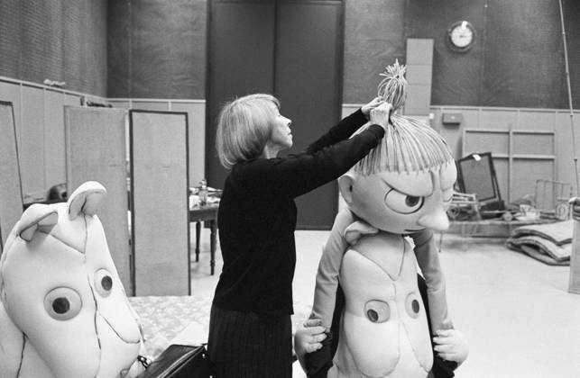 1973 Note Jansson, Tove, 1914 2001, Finnish Swedish writer and artist Costumes Role costumes Sagar Studios The Christmas calendar was first broadcast on 1973 12 01 in TV2 The Advent calendar 1973 persons TOVE JANSSON sites FINLAND SWEDEN sp sw x5600x  Copyright: xBO-AJExMELLINxBAMx THE MOON VALLEY