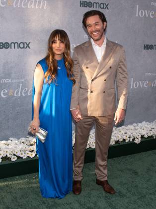 Max Original Love & Death Series Premiere 26 April 2023 - Beverly Hills, California - Kaley Cuoco and Tom Pelphrey. Max Original Love & Death Series Premiere at DGA Theater Complex. Photo Credit: Billy Bennight AdMedia West Hollywood California United States EDITORIAL USE ONLY  Copyright: xx BillyxBennightx admphotostwo846225