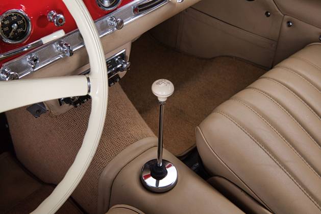 Last ever Mercedes Gullwing on the planet heads under the hammer for a whopping Â£2.7 million Story from Jam Press (Mercedes Gullwing Auction) Pictured: The 1957 Mercedes-Benz 300 SL Gullwing. Last ever Mercedes Gullwing on the planet heads under the hammer for a whopping Â£2.7 million The last ever Mercedes Gullwing on the planet is heading under the hammer with an estimated value of Â£2.7 million. The 1957 Mercedes-Benz 300 SL Gullwing is widely regarded as the most iconic and recognisable car ever made. The magnificent motor was originally displayed 67 years ago at the Poznan International Trade Fair by Mercedes-Benz. The car is kitted out with a 3.0 L, 2,996 cc, water-cooled, overhead cam, straight-six engine. The engine powers t  Copyright: xJamxPress ForsythexFotography xCourtesyxofxRMxSotheby s