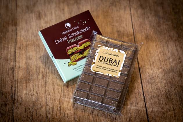 20 11 2024, Trend Dubai chocolate, here ready-made bars from the retailer, each with pistachio filling 20 11 2024, Trend Dubai chocolate 20 11 2024, Trend Dubai chocolate