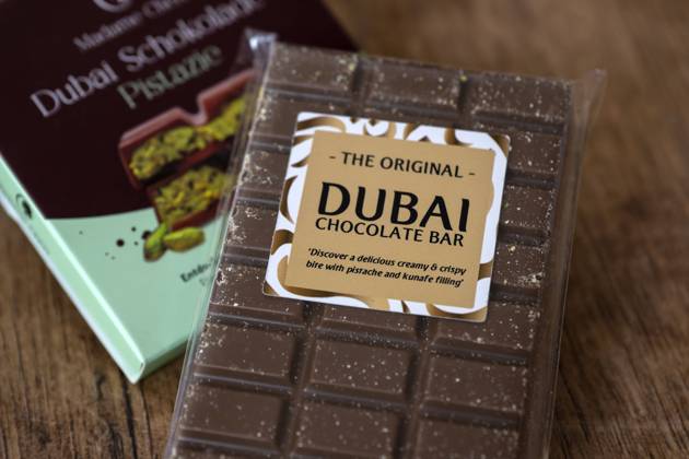 20 11 2024, Trend Dubai chocolate, here ready-made bars from the retailer, each with pistachio filling 20 11 2024, Trend Dubai chocolate 20 11 2024, Trend Dubai chocolate