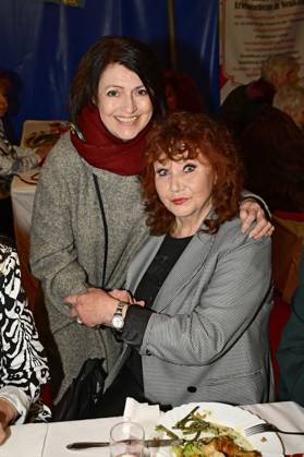 Eva Maria Pieckert and Regina Thoss at the birthday show ™Stars in the ring for Bert Beels 80th birthday at Circus Mondeo in Gutschmidtstraße Berlin, 01 12 2024 Foto:xM.xWehnertx xFuturexImagex beel_4322