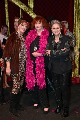 Dagmar Gelbke, Regina Thoss and Dagmar Frederic at the birthday show ™Stars in the ring for Bert Beels 80th birthday at Circus Mondeo in Gutschmidtstraße Berlin, 01 12 2024 Foto:xM.xWehnertx xFuturexImagex beel_4363
