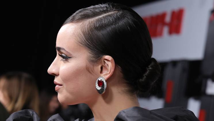 LOS ANGELES, CA - DECEMBER 5: Sofia Carson at the Netflix Premiere of Carry-On at The Egyptian Theater in Los Angeles, California on December 5, 20224. Copyright: xFayexSadoux