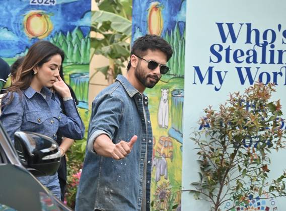 Mumbai, India, 19, DECEMBER, 2024: Saif Ali Khan and Kareena Kapoor Khan were spotted with Karishma Kapoor, Shahid Kapoor, and Mira Kapoor at a school annual day event. The stars gathered to support their kids, exuding charm and warmth at the celebration. Copyright: xx