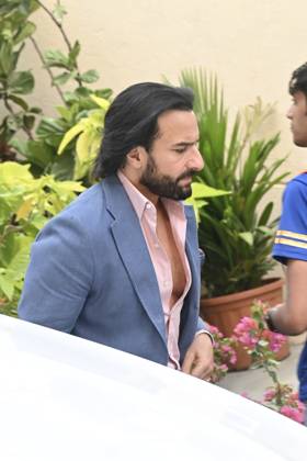 Mumbai, India, 19, DECEMBER, 2024: Saif Ali Khan and Kareena Kapoor Khan were spotted with Karishma Kapoor, Shahid Kapoor, and Mira Kapoor at a school annual day event. The stars gathered to support their kids, exuding charm and warmth at the celebration. Copyright: xx