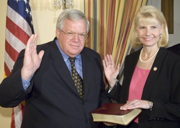 Hastert Gibbs Speaker of the House Dennis Hastert, R-Ill., left, conducts a mock swearing-in ceremony for Rep.-elect Shelley Sekula-Gibbs, R-Texas, on Monday Nov. 13, 2006, in Washington. She is filling the seat vacated by Tom Delay. Washington DC USA EDITORIAL USE ONLY Copyright: x x2006xRollxCallxPhotosx BillxClarkx rollcallpix034270