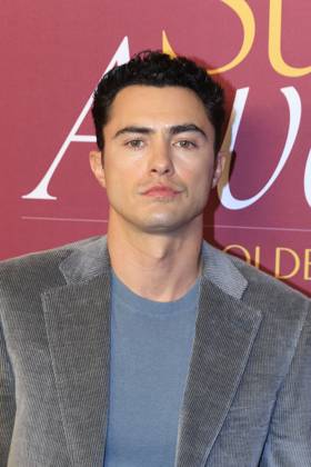 January 3, 2025, Los Angeles, California, USA: Darren Barnet on the red carpet at the 2025 Golden Globes WWD Style Awards on Friday January 3, 2025 at the Four Seasons Hotel Los Angeles at Beverly Hills in Los Angeles, California. JAVIER ROJAS PI Los Angeles U.S - ZUMAp124 20250103_zaa_p124_119 Copyright: xJavierxRojasx