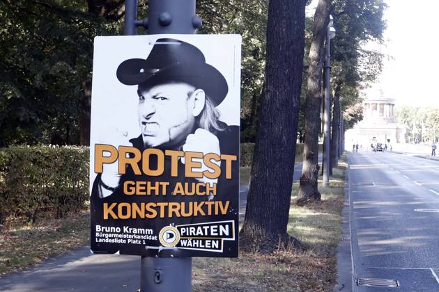 Election posters to Berlin House of Representatives election 2016 in Berlin, Election poster the Pirates, Bruno Kramm, National Chairman, Berlin Germany, Germany