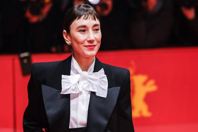 Opening Night Ceremony , Berlinale Palast, Berlin, Germany Sibel Kekilli seen arriving at the Opening Night Ceremony during Berlinale (Berlin Film Festival) at Berlinale Palast, Berlin, , Germany on 13 February 2025. Picture, Credit:Julie Edwards Avalon Germany, Potsdammer Platz, Berlin, Berlinale Palast Copyright: xJuliexEdwardsx xAvalonx 0963574445