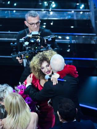 : Sanremo, 75th Italian Song Festival 2025 - Fourth Evening. In the Photo Marcella Bella and Brother Gianni - ZUMAp169 20250214_zea_p169_1842 Copyright: xMaurizioxD Avanzox