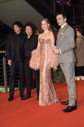 Isaac Hernandez, Michel Franco, Jessica Chastain and Rupert Friend at the premiere of the feature film Dreams at the Berlinale 2025 75 Berlin International Film Festival at the Berlinale Palast Berlin, 15 02 2025 Foto:xC.xNiehausx xFuturexImagex dreams_prem_5210